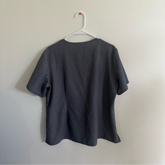 Figs Technical Collection Catarina One-Pocket Scrub Top Graphite XL - Picture 4 of 4